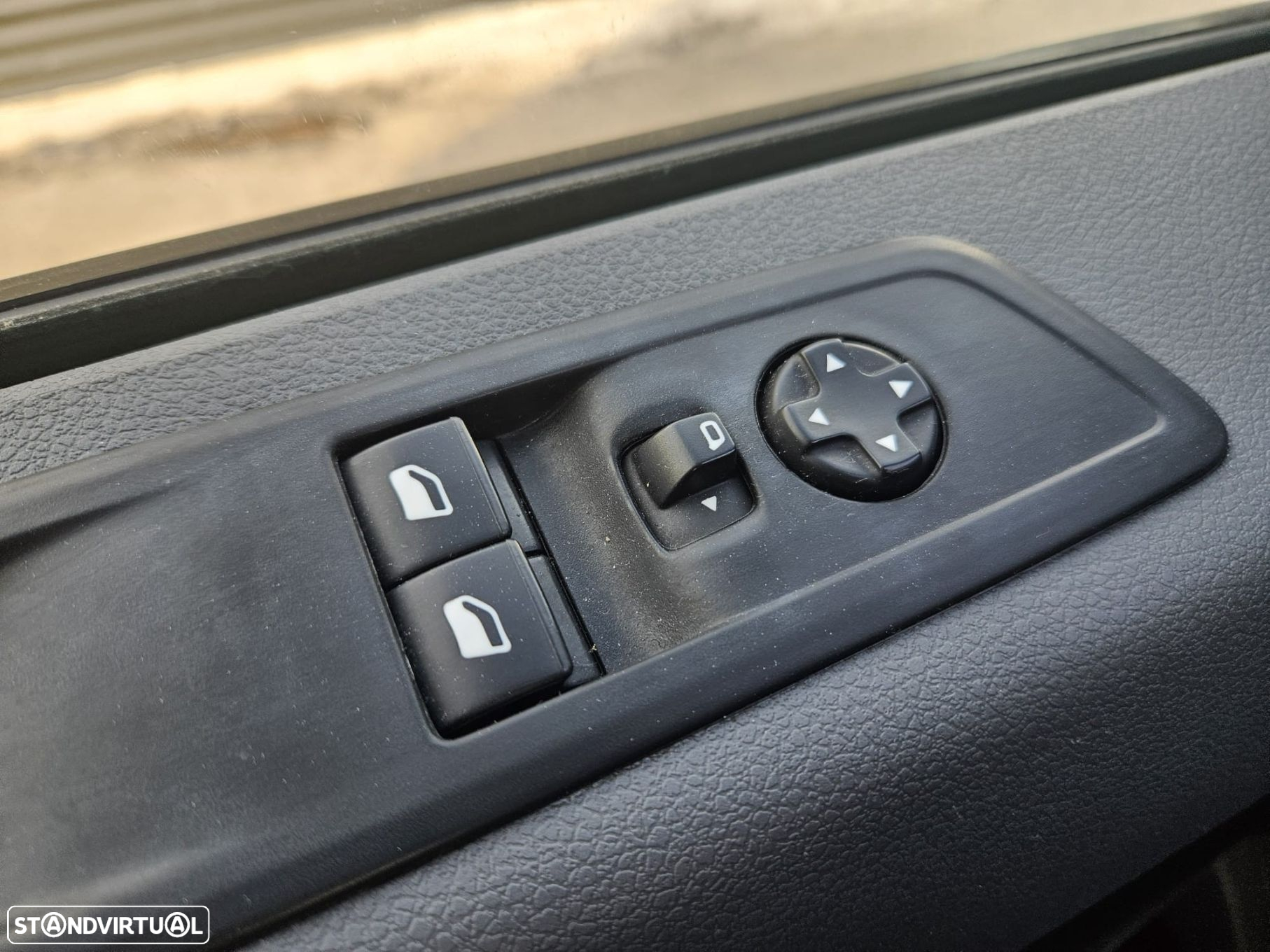 Opel Vivaro 1.5 CDTi L2H1 Essentia - 28