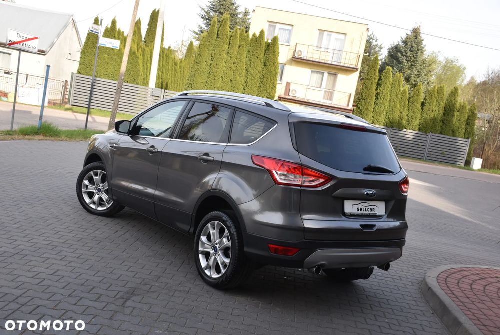 Ford Kuga - 4