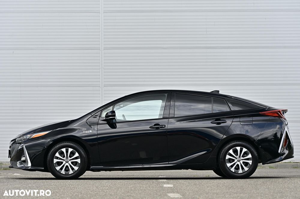 TOYOTA Prius 2020 — imagine 11