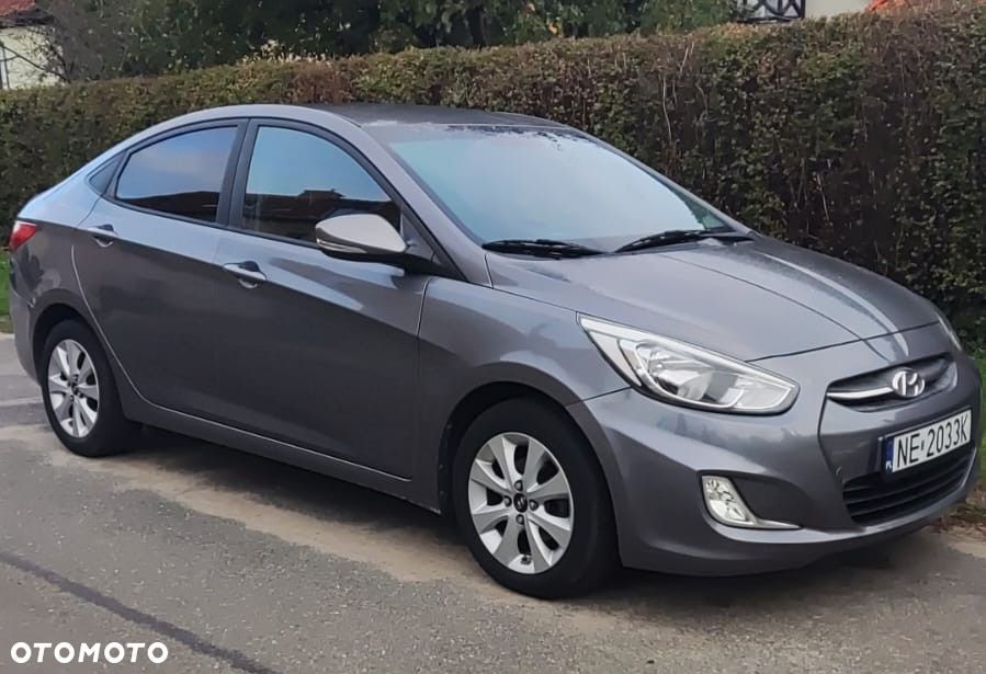 Hyundai Accent - 9