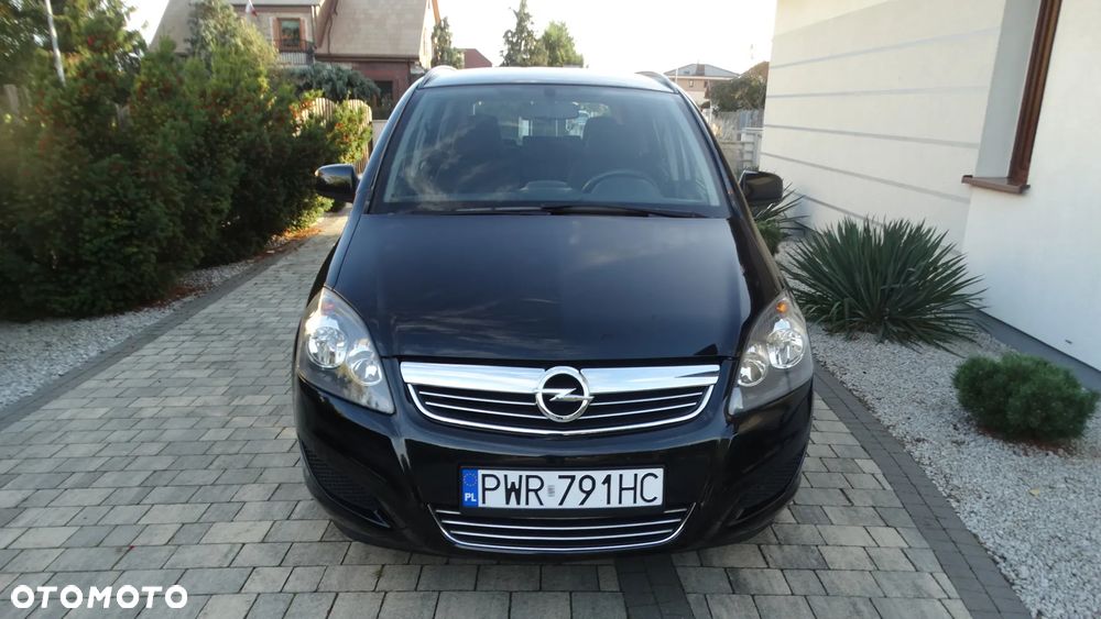 Opel Zafira - 2