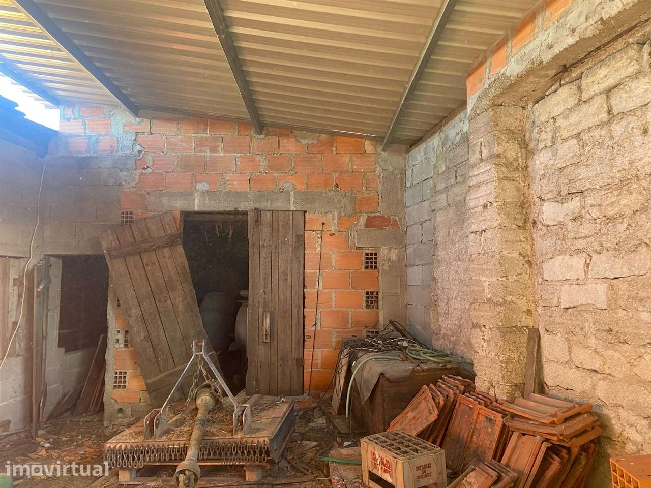 Arrecadação  Venda em Barcouço,Mealhada - Grande imagem: 3/20