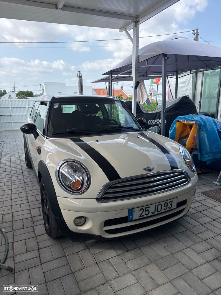 MINI Clubman Cooper D - 32
