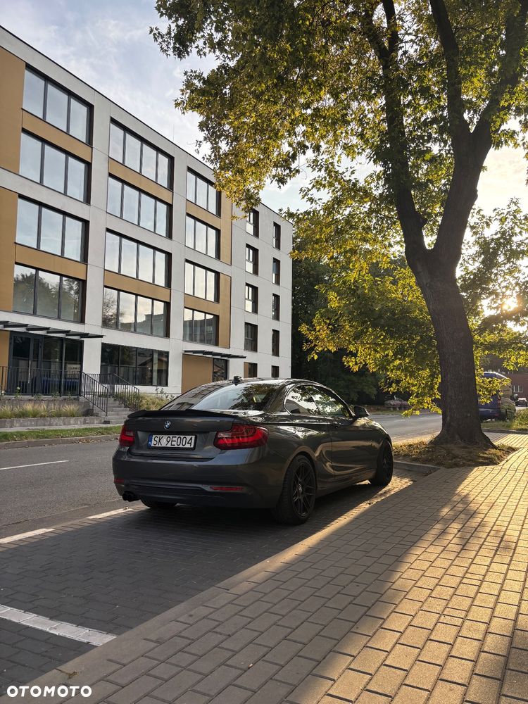 BMW Seria 2 220d xDrive Sport Line - 13