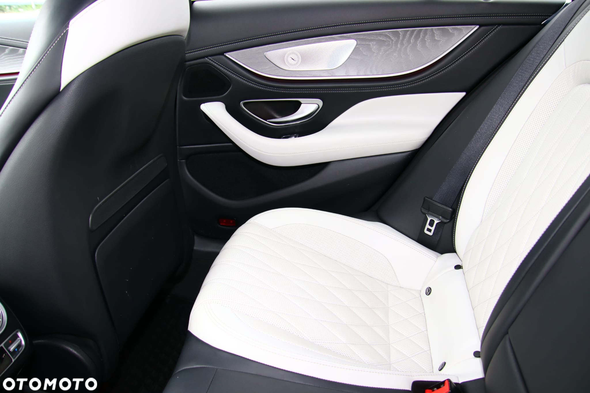 Mercedes-Benz AMG GT 53 4-Matic+ - 29