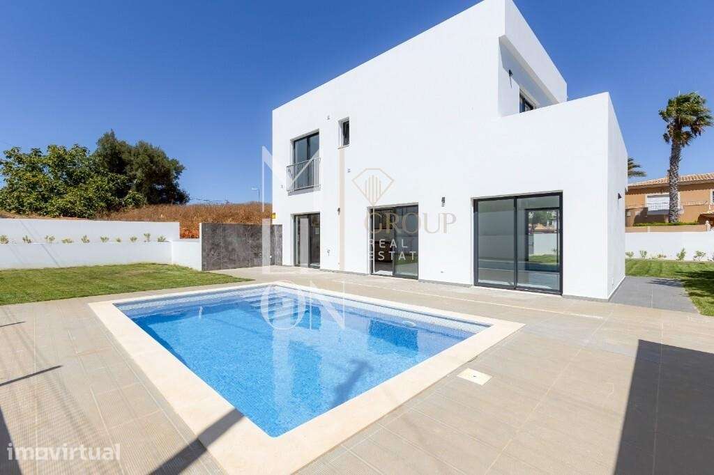 ✨ Moradia Nova T3+1 | Piscina | Jardim | 3 Suites | Zona Exclusiva | A - Grande imagem: 4/37