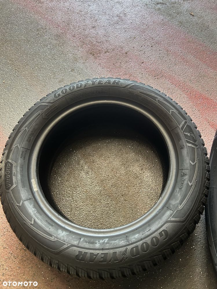 2x 205/60R16 92H GOODYEAR ULTRA GRIP 9+ opony zimowe M+S 3PMSF - 7