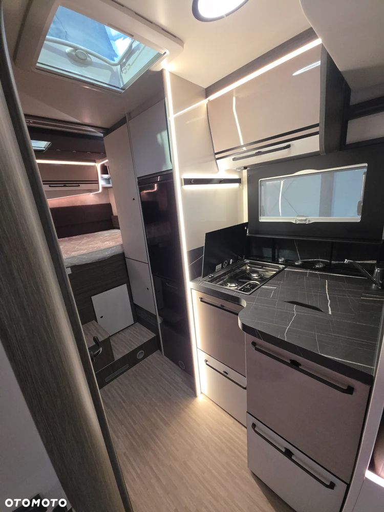 McLOUIS MC4 860 - MODEL 2026 -AUTOMAT ZIMOWY  5 osobowy, 6.99m  PoŁintegra 2x łóżko Elektryczne - 36