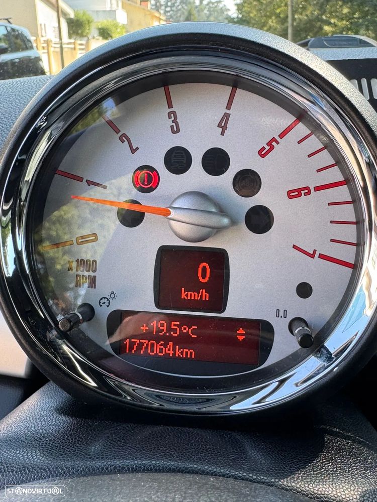 MINI 3 Portas Cooper SD - 16
