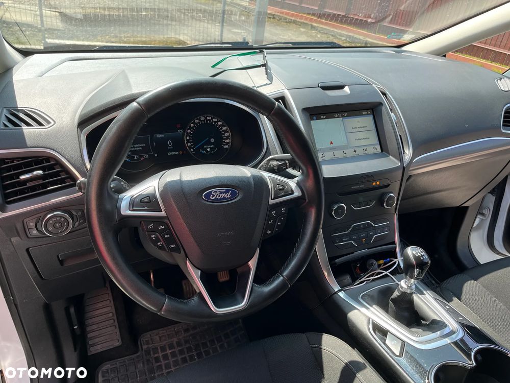 Ford S-Max - 4