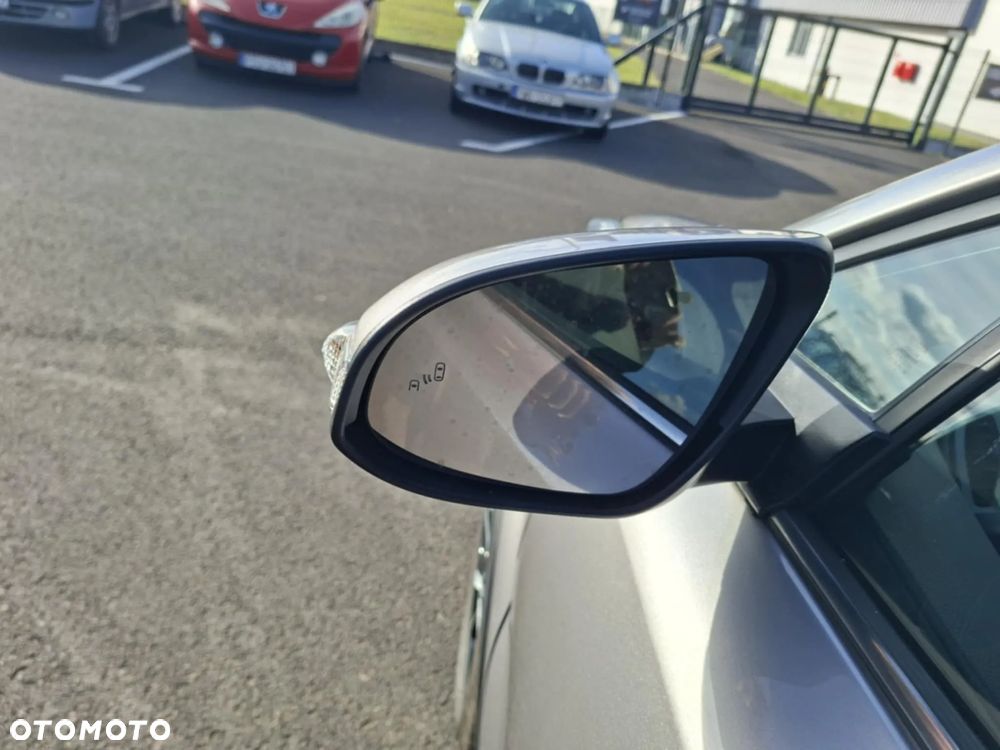 Toyota C-HR 1.8 Hybrid Premium - 13