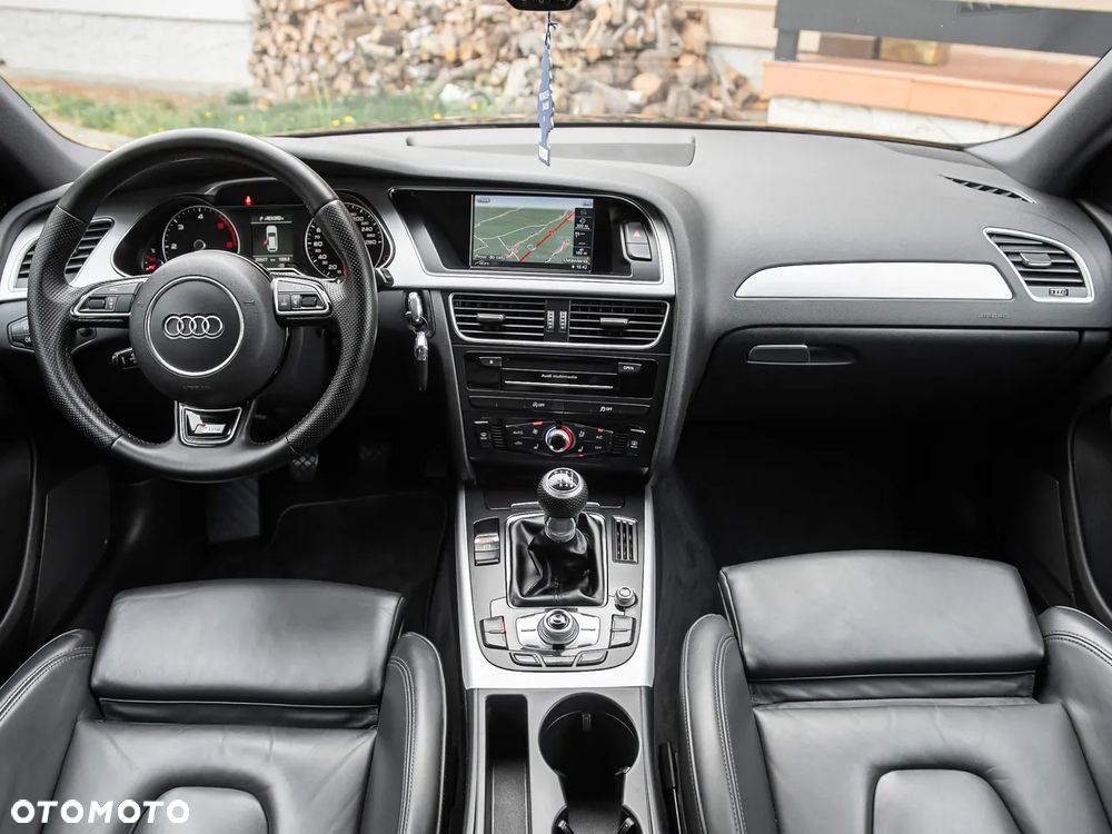 Audi A4 Avant - 27