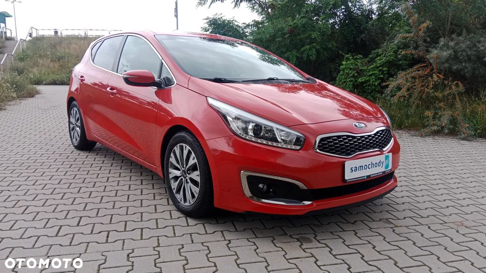 Kia Ceed - 1