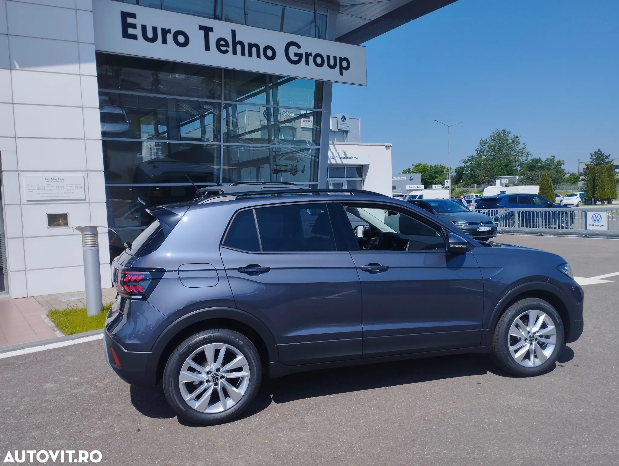 Volkswagen T-Cross 1.0 TSI DSG Life - 12
