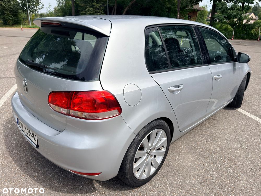Volkswagen Golf 1.6 TDI Comfortline - 4