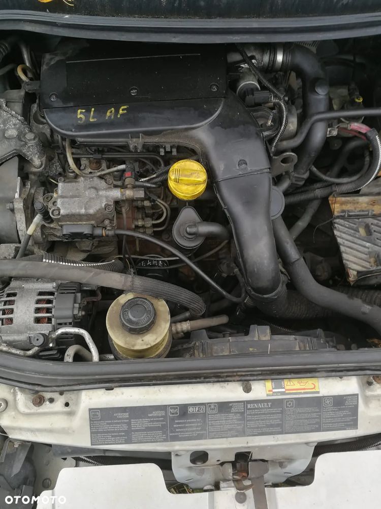 Renault Scenic 1.9 dTi Family - 4