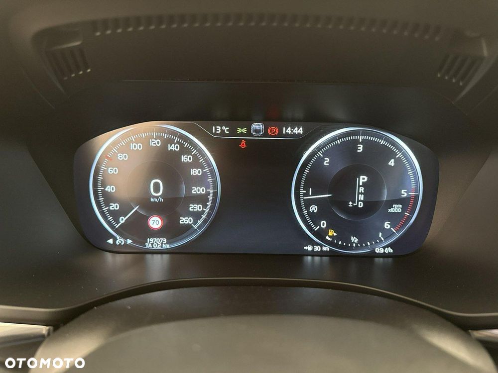 Volvo XC 60 - 16
