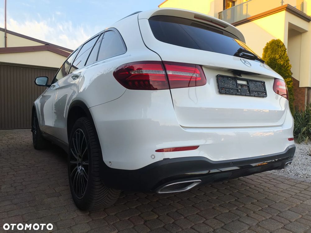 Mercedes-Benz GLC 250 d 4Matic 9G-TRONIC AMG Line - 5