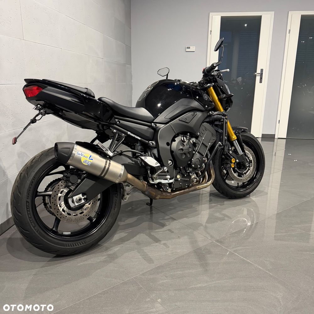 Yamaha FZ8 - 3