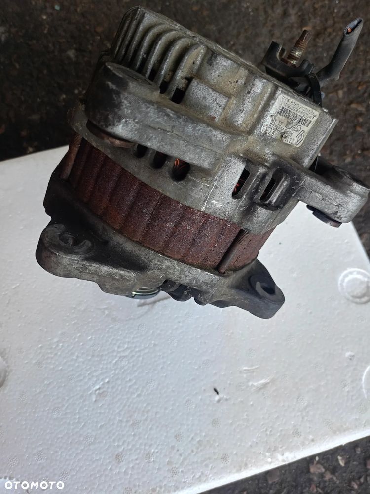 Alternator Renault Espace lV 2.0dci polift 2012r - 3