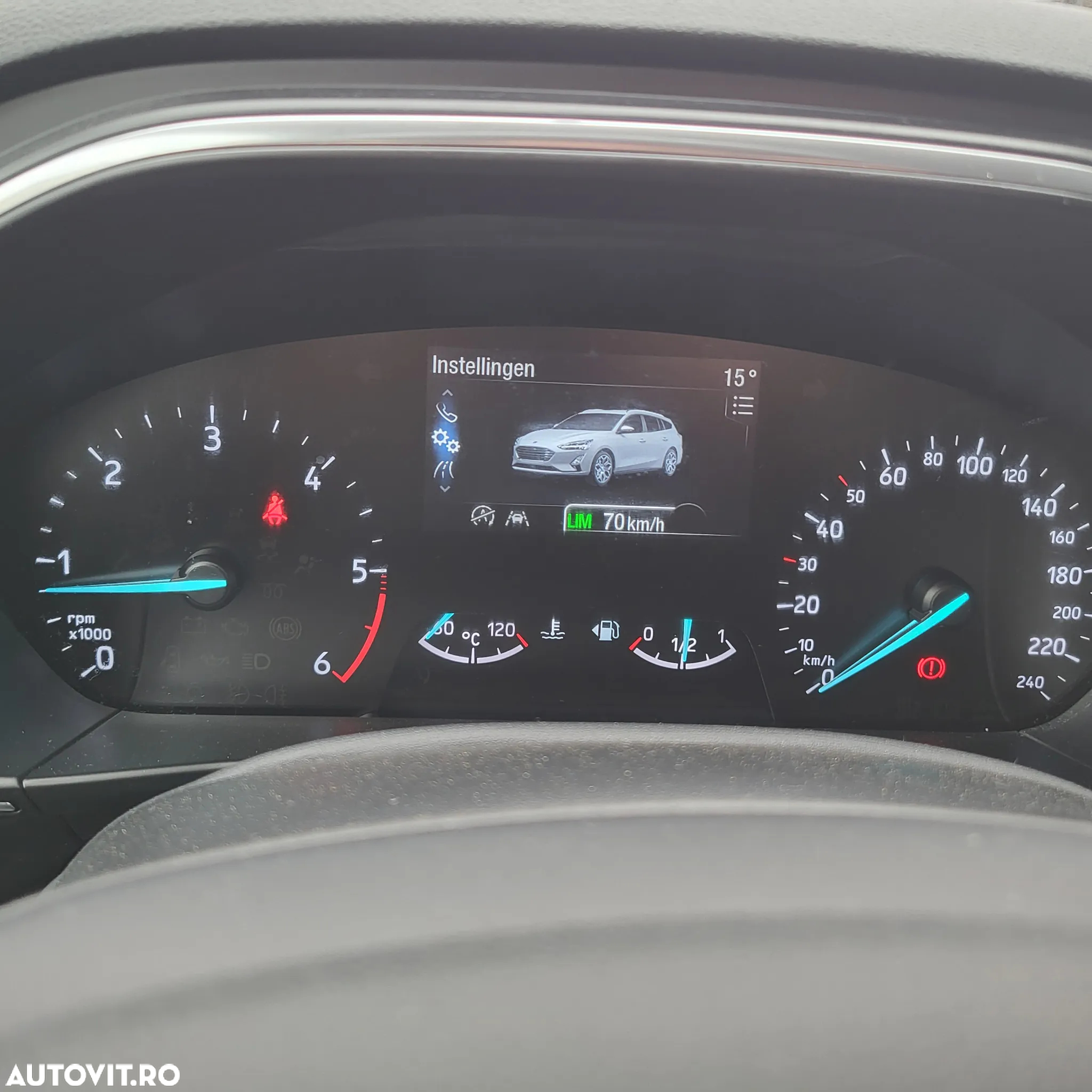 Ford Focus 1.5 EcoBlue Start-Stopp-System ACTIVE X - 12