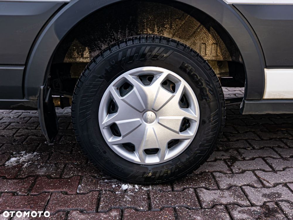 Ford Transit - 28