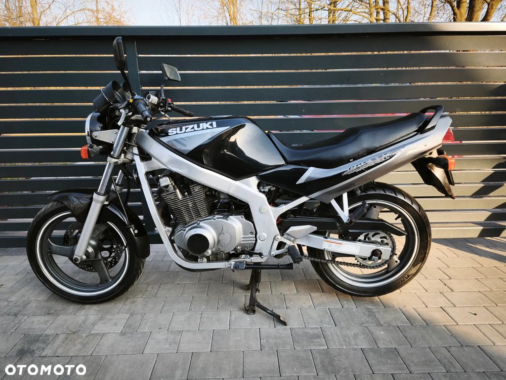 Suzuki GS - 23
