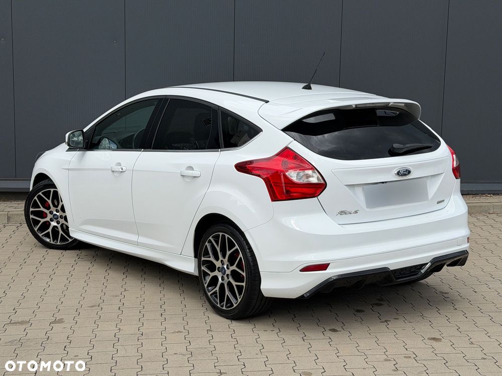 Ford Focus 1.0 EcoBoost ST-Line ASS - 25