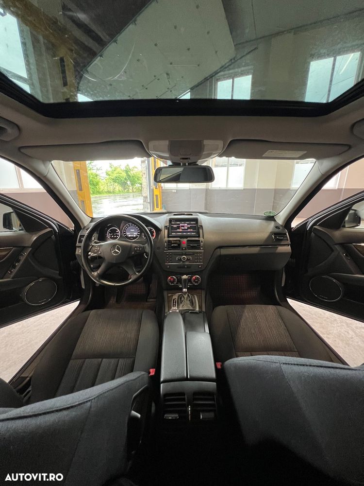 Mercedes-Benz C - 8