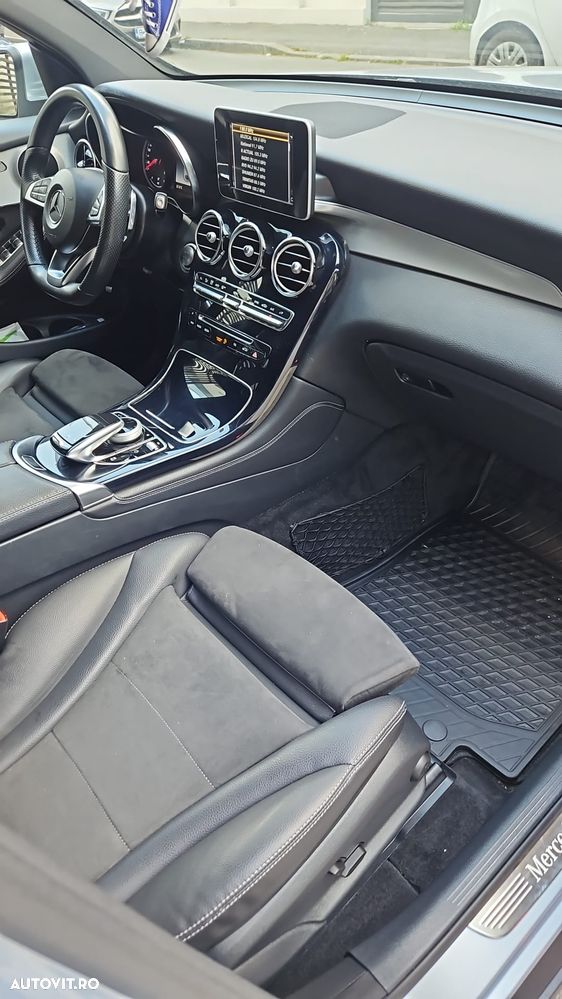 Mercedes-Benz GLC - 4