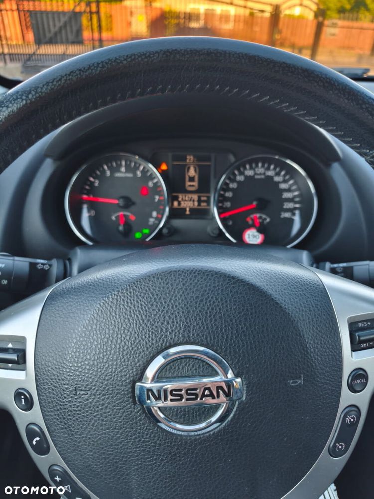 Nissan Qashqai 2.0 Lounge - 6