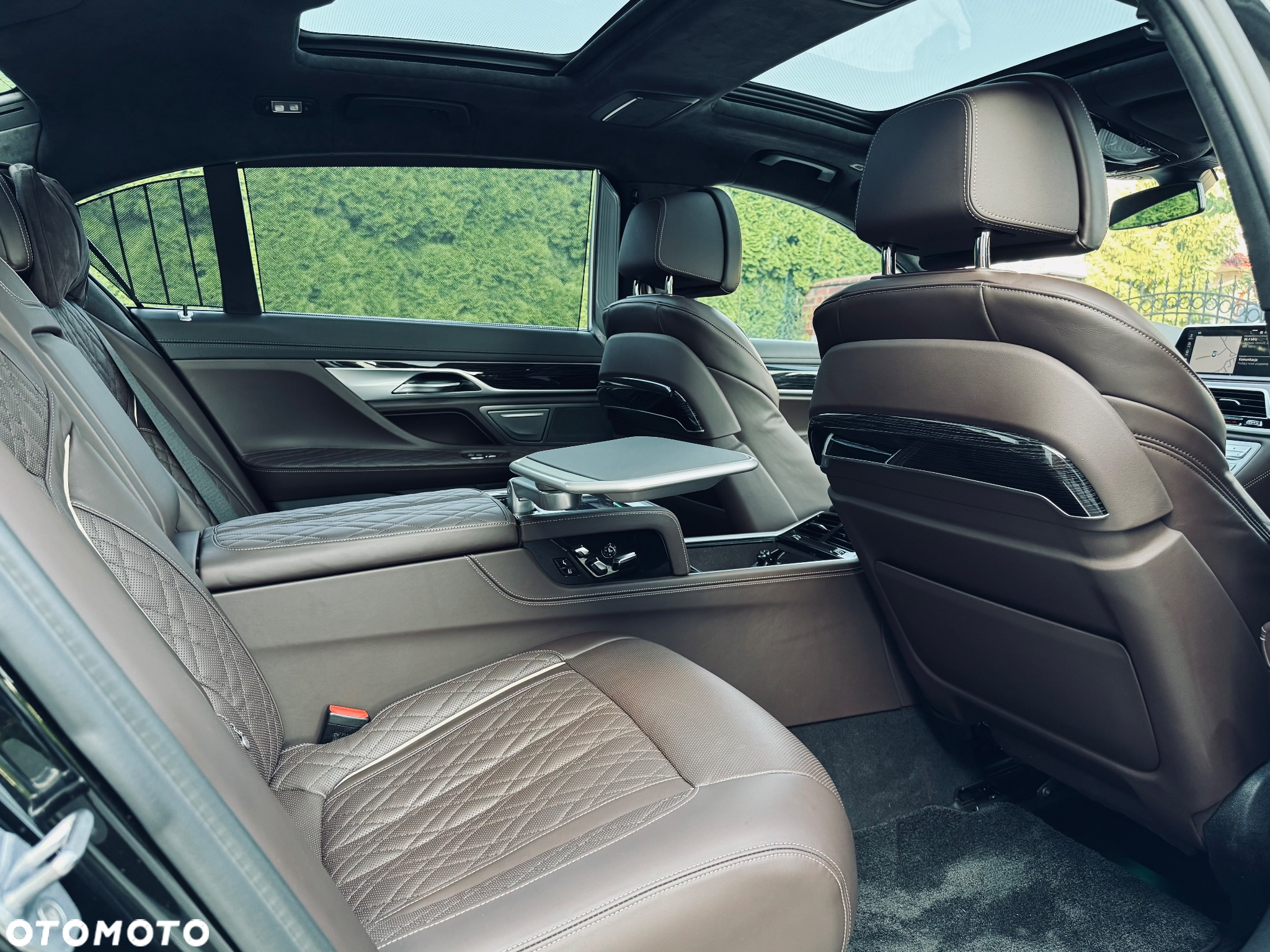 BMW Seria 7 - 12