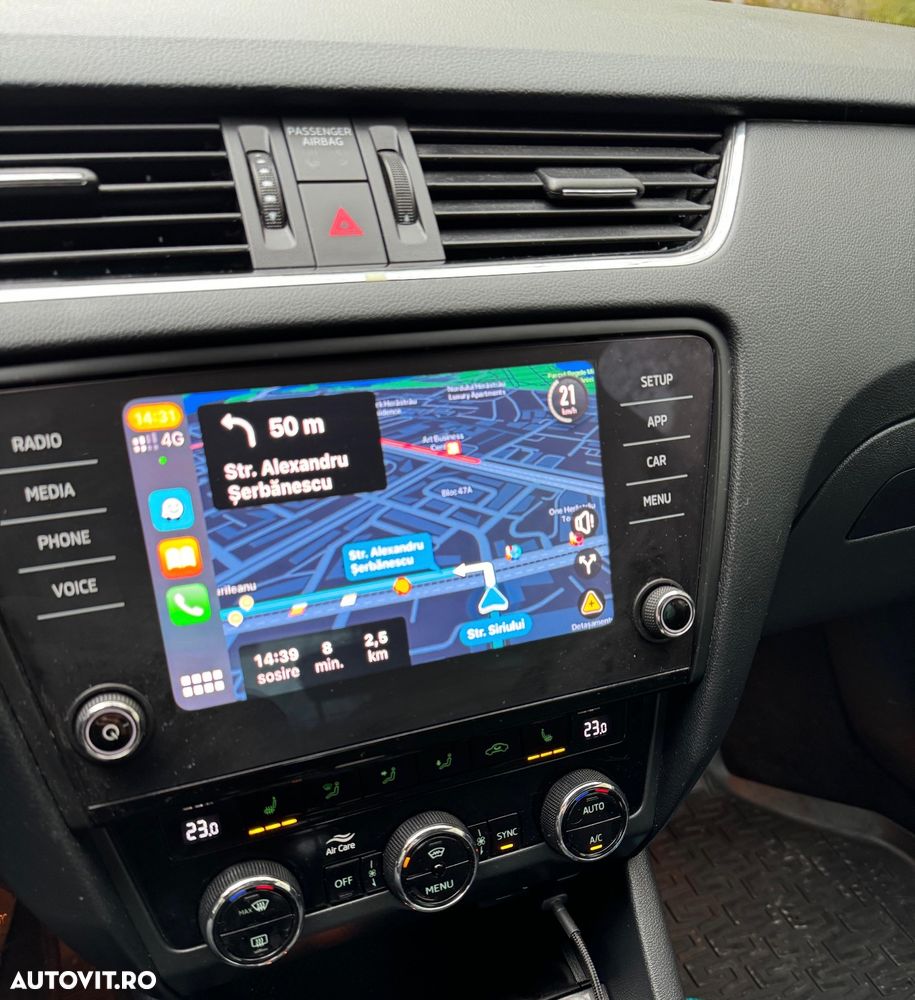 Skoda Octavia 2.0 TDI DSG Style - 23