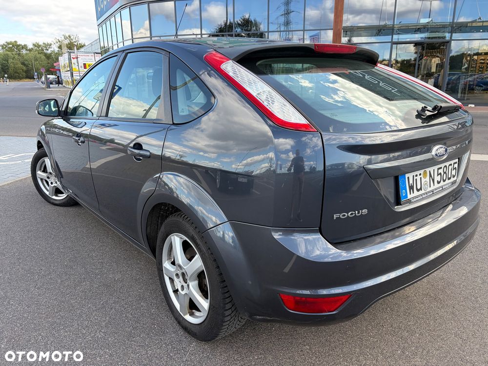 Ford Focus 1.6 Comfort - 4