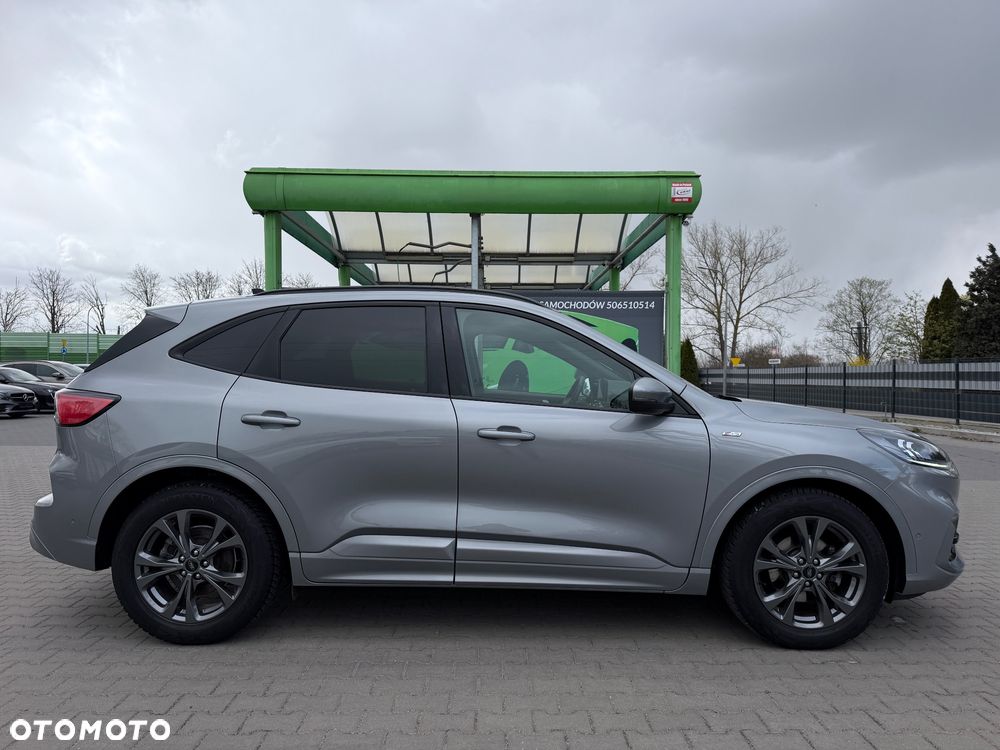 Ford Kuga - 10