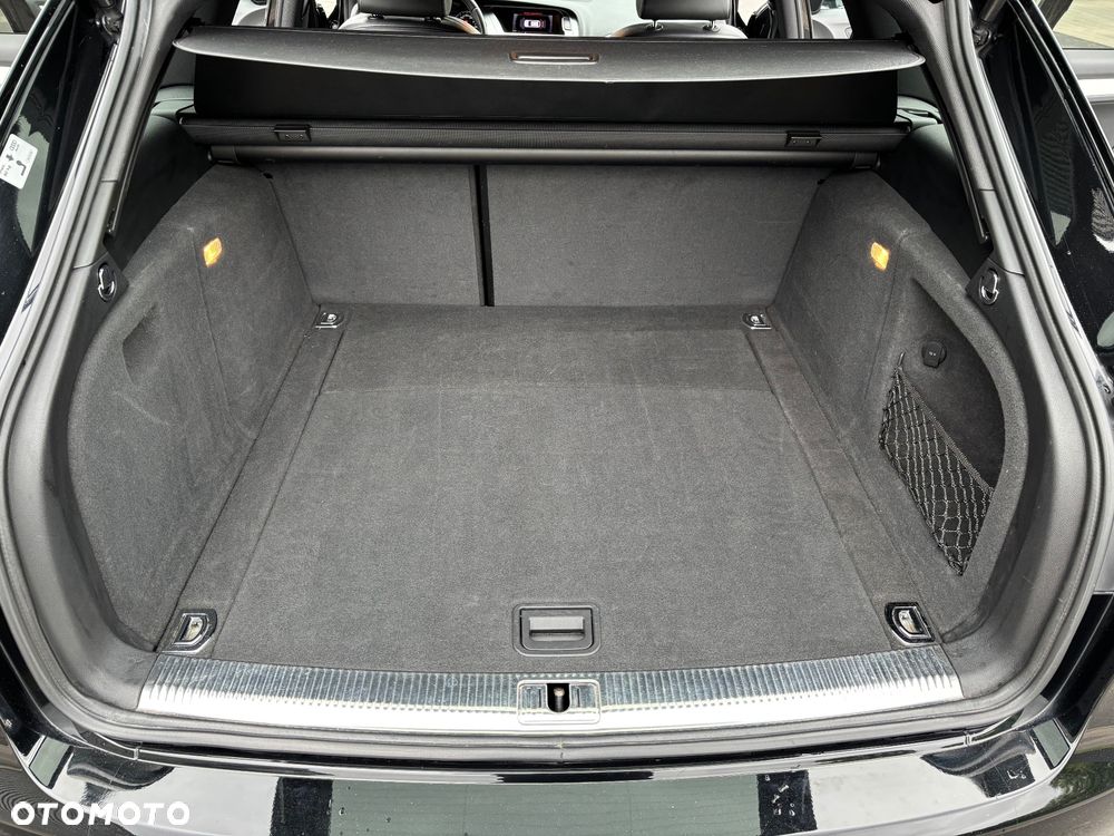 Audi A4 Avant 2.0 TDI DPF S line Sportpaket (plus) - 12