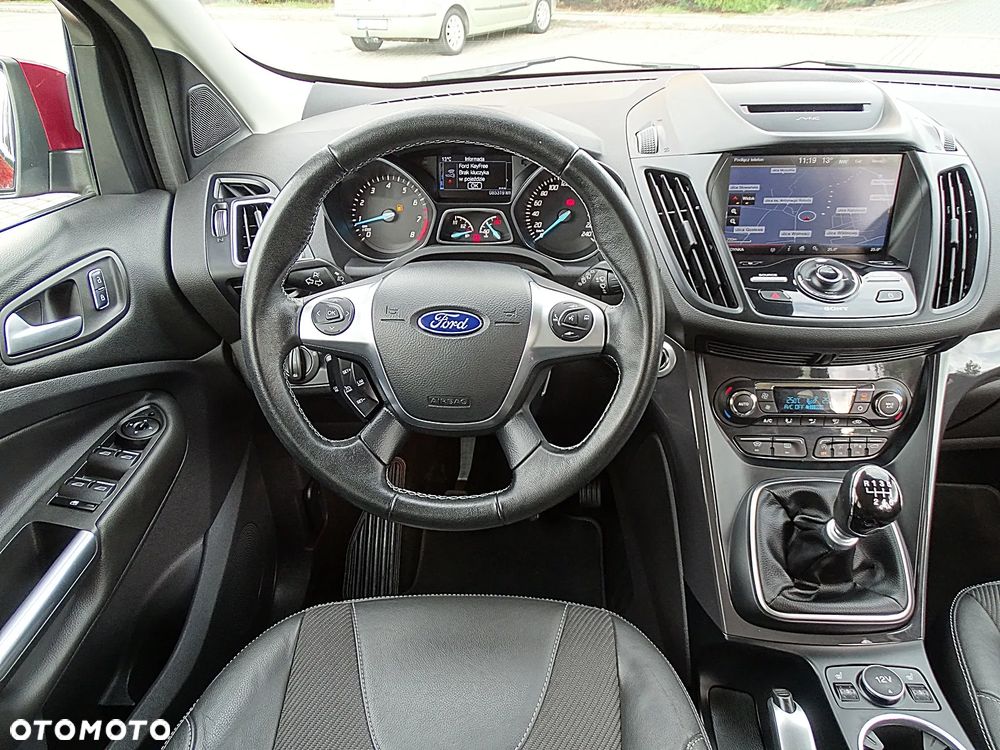 Ford Kuga 1.5 EcoBoost 2x4 Individual - 27