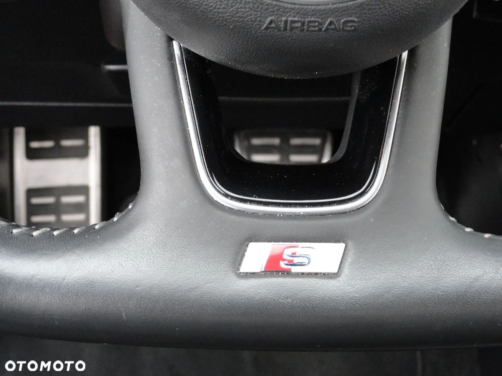 Audi Q2 30 TDI S tronic sport - 22