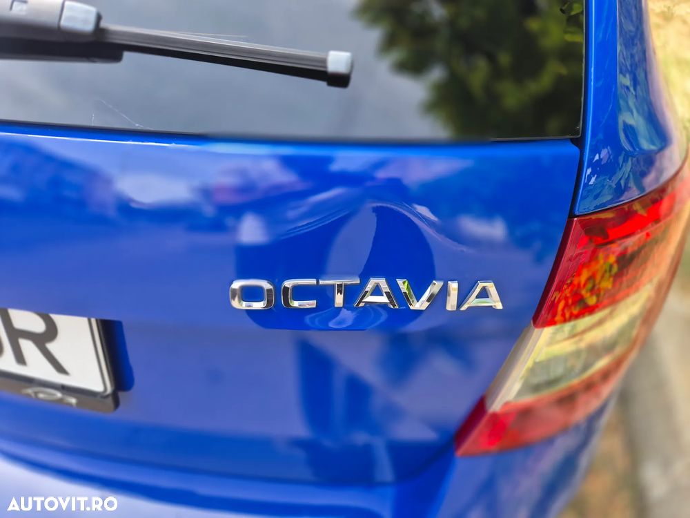 Skoda Octavia 1.6 TDI DSG Ambition - 8