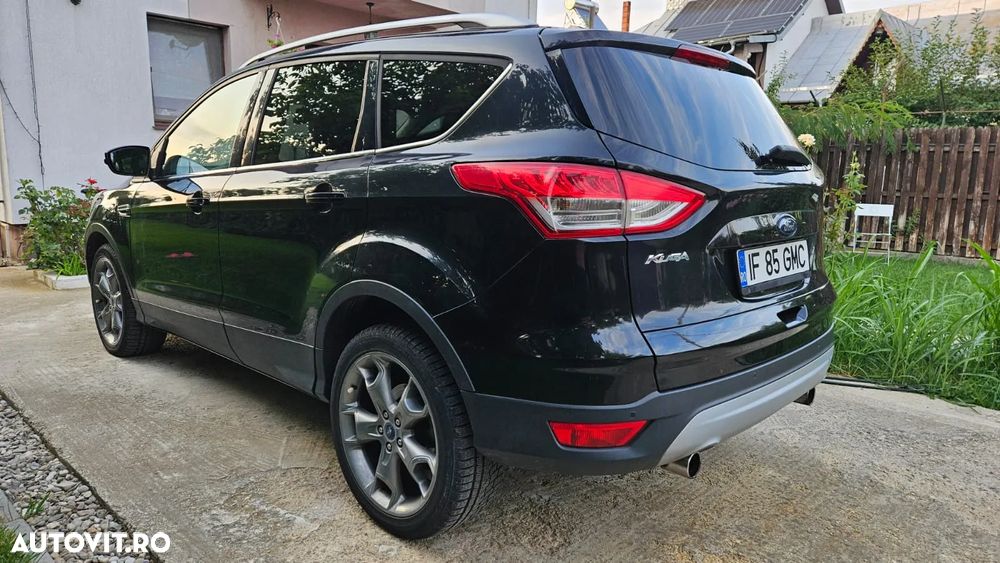 Ford Kuga 2.0 TDCi 4WD Powershift Titanium - 3
