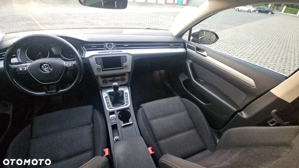 Volkswagen Passat 1.4 TSI BMT ACT Comfortline - 22