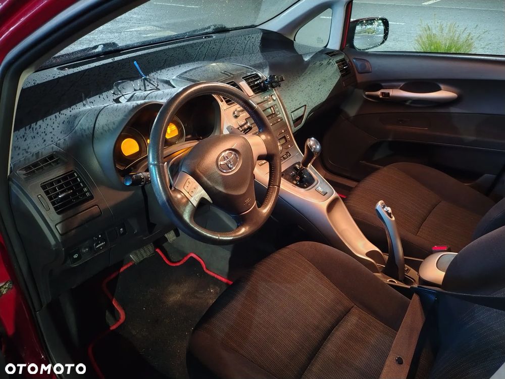 Toyota Auris - 7