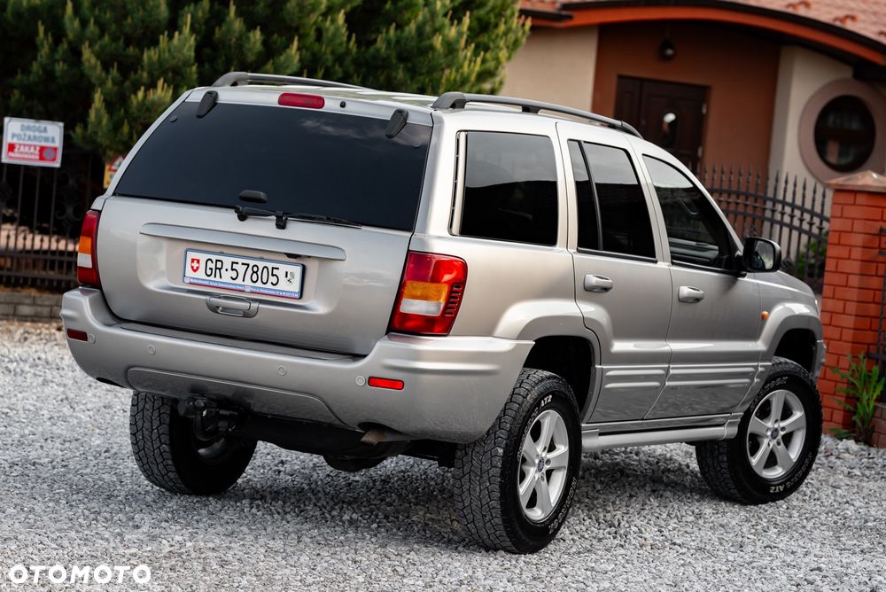 Jeep Grand Cherokee - 9