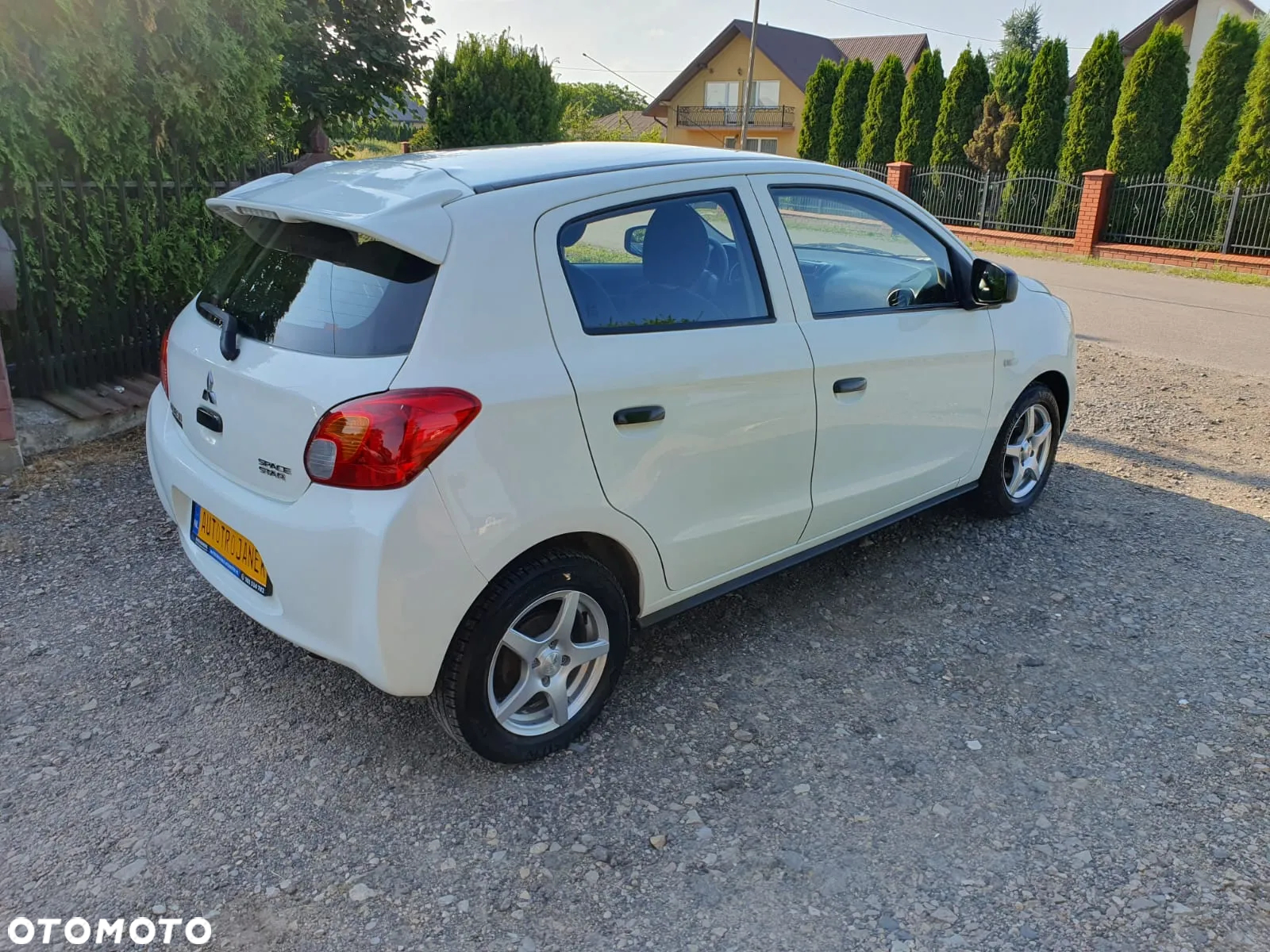 Mitsubishi Space Star 1.0 Clear Tec Light - 12