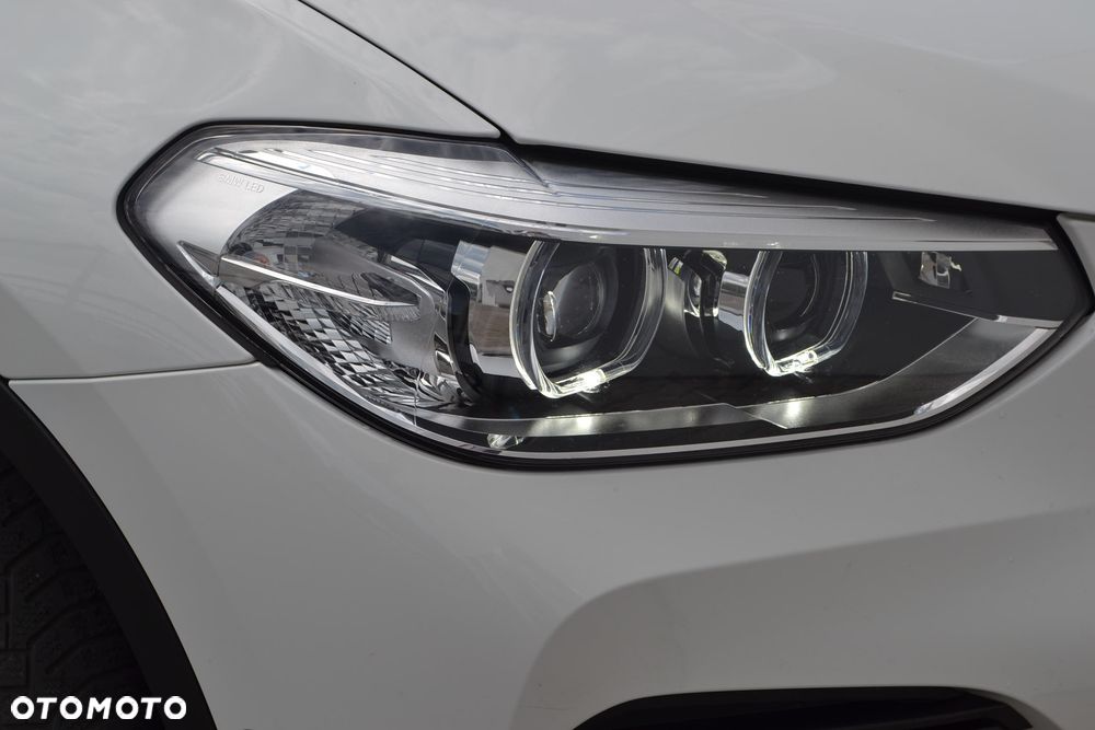 BMW X3 xDrive20i GPF Advantage - 4