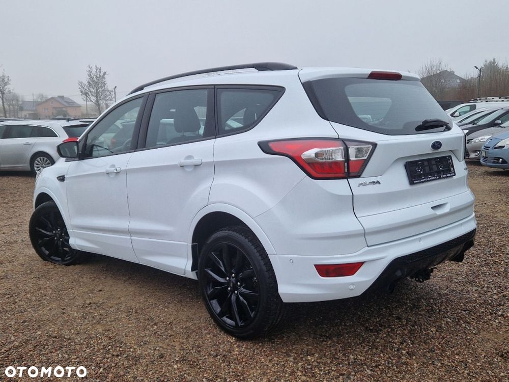Ford Kuga 1.5 EcoBoost 2x4 ST-Line - 3