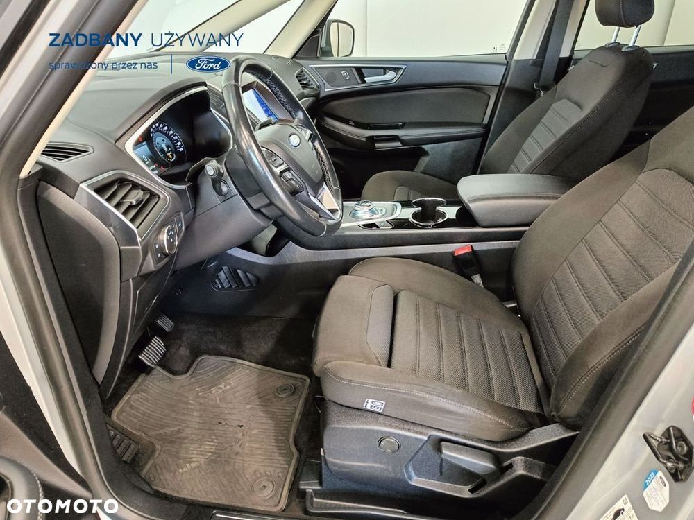Ford S-Max - 12
