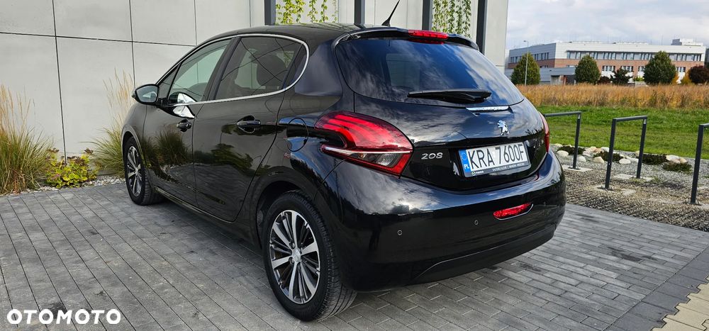 Peugeot 208 1.2 PureTech Allure S&S - 5