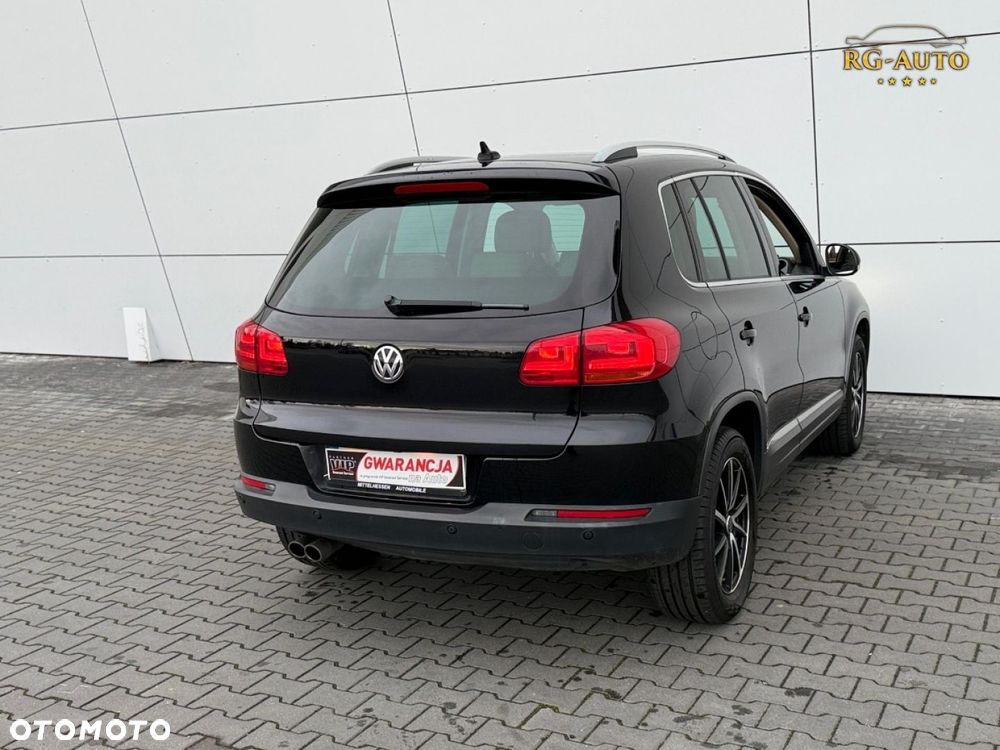 Volkswagen Tiguan - 12