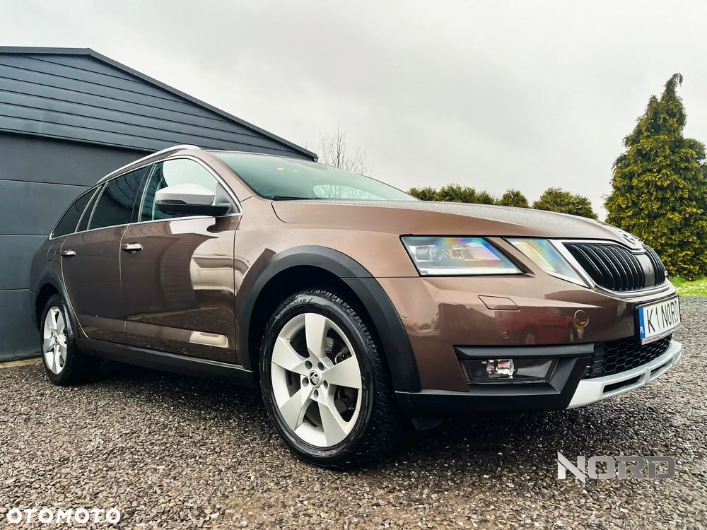 Skoda Octavia Scout 2.0 TDI 4x4 DSG - 4